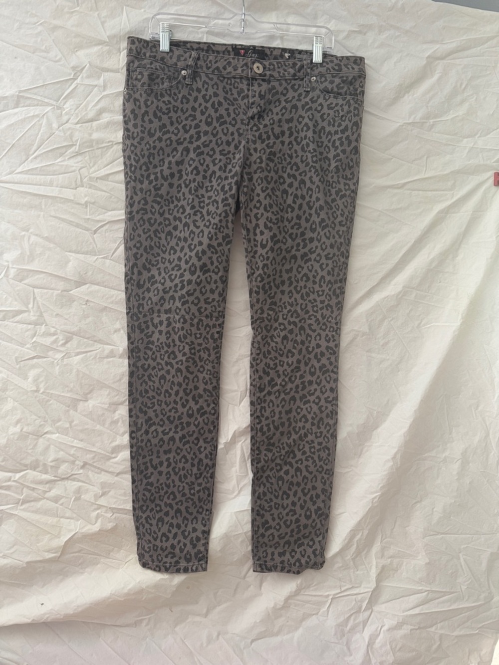 Guess Medium Rise Emma Fit Black and Gray Leopard-Print Jeggings